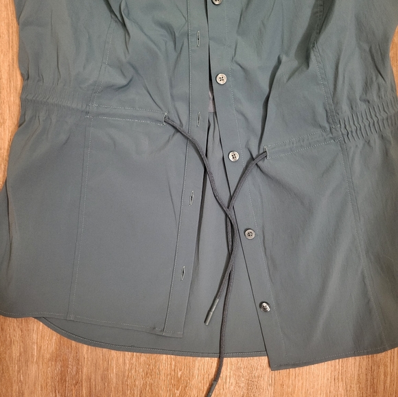 Athleta Levitate Poplin Tank Borealis Green Size Medium - Picture 6 of 9